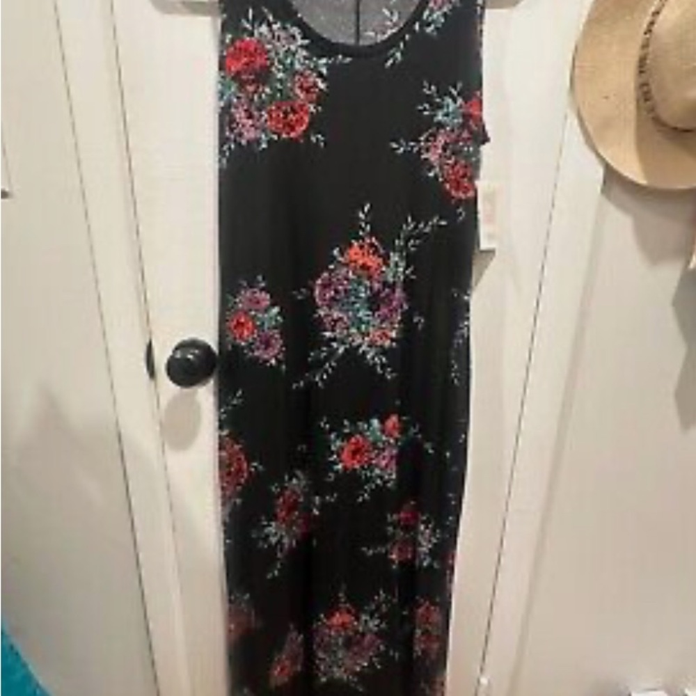 LuLaRoe Black Floral Sleeveless Maxi Sundress Size Medium NWT